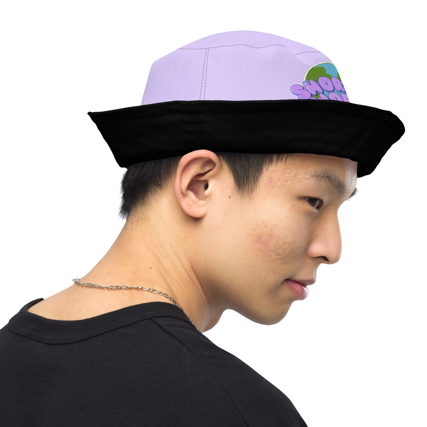 Reversible bucket hat